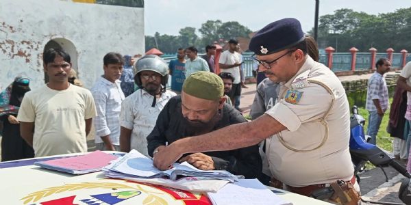 रांची में बड़ा तालाब के पास युवक का शव बरामद, पुलिस की जांच जारी
