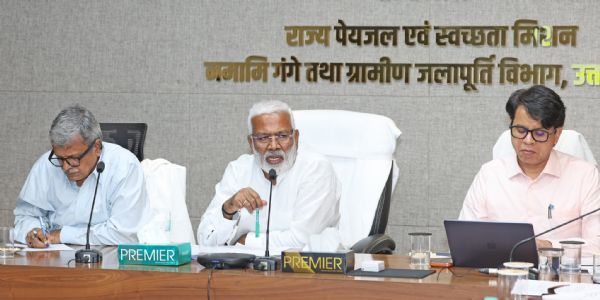 पेयजल आपूर्ति के दौरान पाइप बिछाने के लिए खोदी गई सड़कों को ठीक किया जाएगा : स्वतंत्र देव सिंह