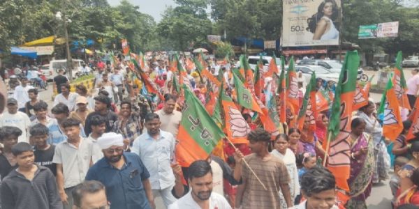 भर्ती परीक्षाओं की कथित धांधली के खिलाफ भाजपा ने किया प्रदर्शन