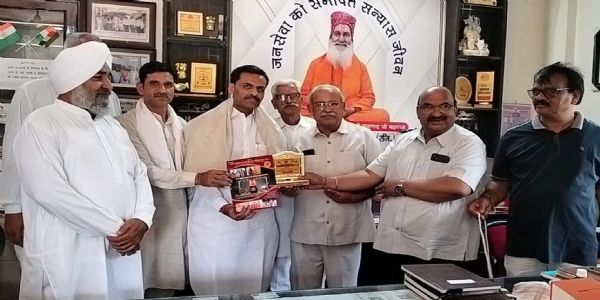 फतेहाबाद: बेसहारा गौवंश व मानव सेवा का उत्तम उदाहरण है आश्रम : रामचन्द्र कम्बोज