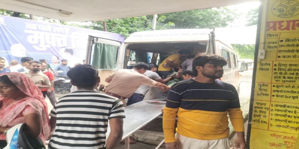 सुलतानपुर : बस की टक्कर से बाइक सवार पिता, मां और बेटे की मौत, चालक वाहन समेत फरार