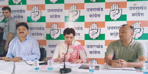 जनविरोधी नीतियों के खिलाफ बुलंद आवाज उठाएं कांग्रेस कार्यकर्ता : कुमारी शैलजा