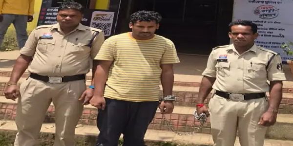 बाइक लेकर फरार हुआ युवक गिरफ्तार, पुलिस ने वाहन किया जब्त
