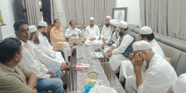 सहारनपुर मस्जिद विध्वंस मामले में जमीअत उलमा-ए-हिंद ने कानूनी विकल्पों की समीक्षा की सहारनपुर मस्जिद विध्वंस मामले में जमीअत उलमा-ए-हिंद ने कानूनी विकल्पों की समीक्षा की