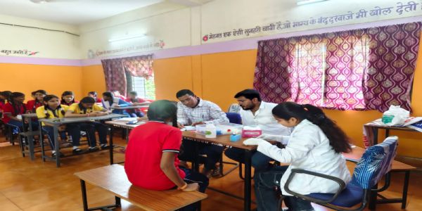 एचपीवी टीकाकरण महाअभियान: बालिकाओं को मिल रहा सुरक्षा कवच