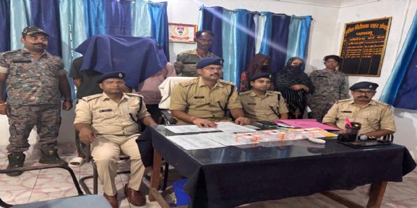 चोरी कांड का खुलासा, एक ही परिवार के चार गिरफ्तार