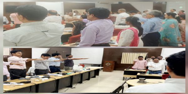 कलेक्टर ने दिलाई ‘उल्लास’ नव भारत साक्षरता की शपथ